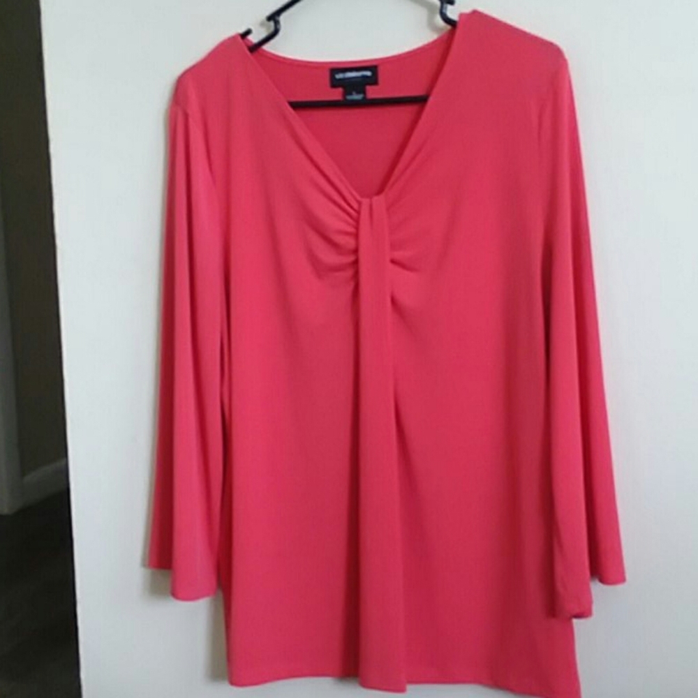 Woman's Shirt